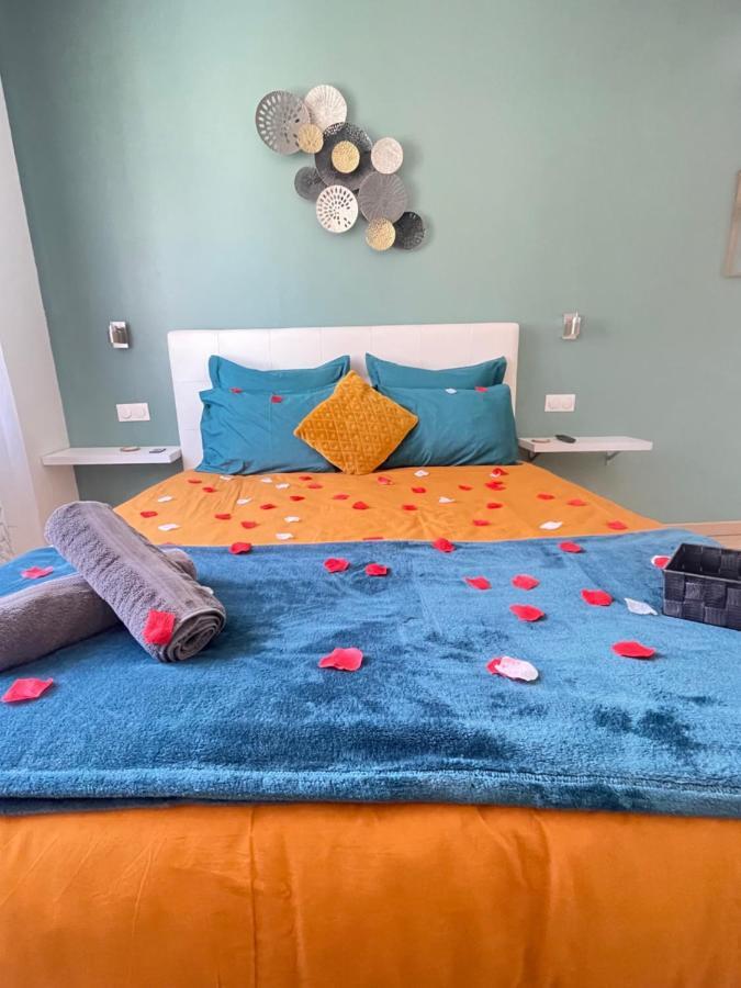 Le Bourget - Suite Romantique Narbonne Exterior foto